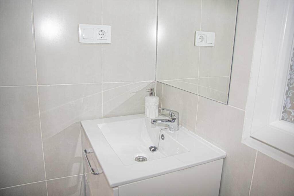 Lovely Modern Flat Valencia Center Екстер'єр фото